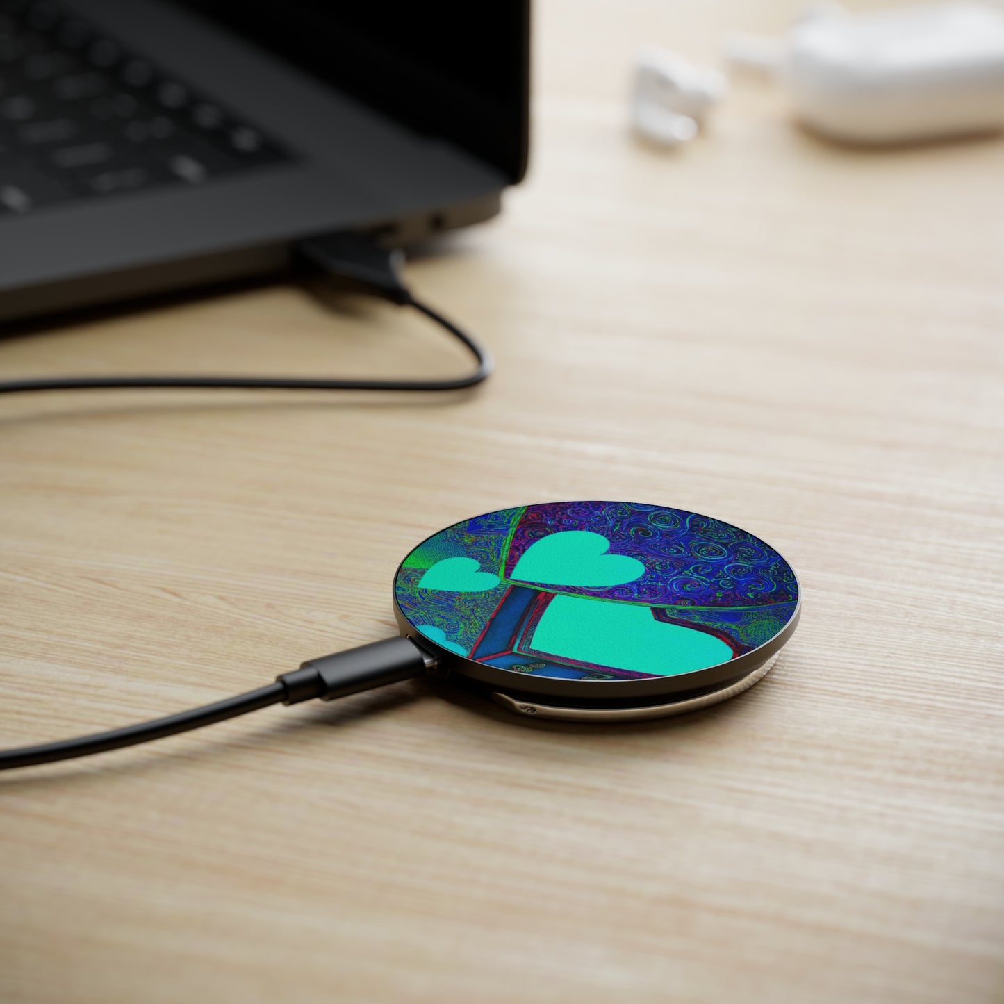 Magnetic Induction Charger: BALEIJO Sea of Hearts Collection